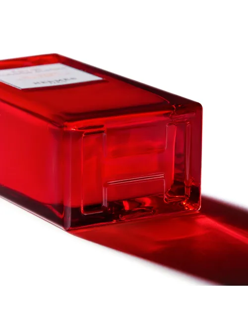 Eau de rhubarbe écarlate